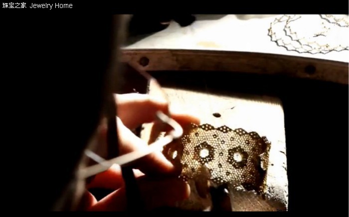 复杂的黄金工艺,什么是黄金镂空工艺
