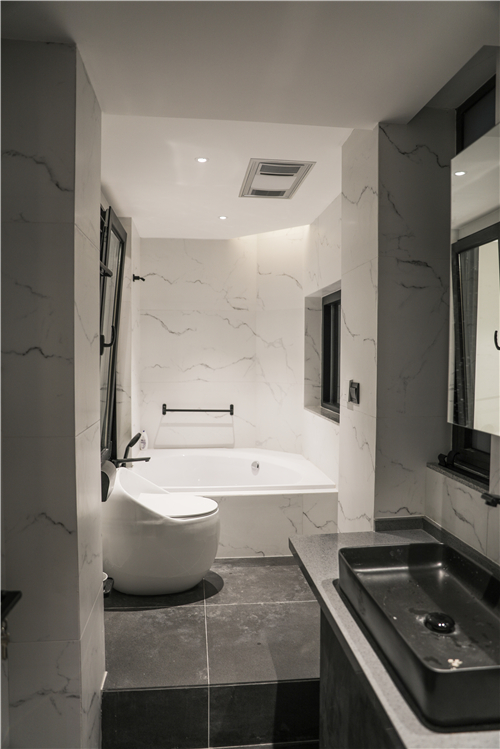 53㎡居然还有浴缸？空间魔术变出80㎡居住感