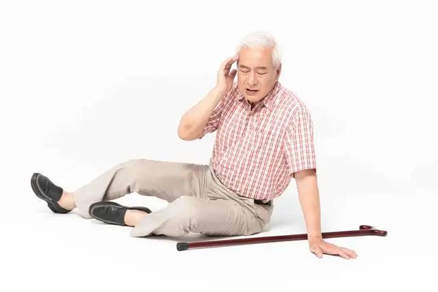 老年人噎呛与误吸的原因,老年人发生噎呛风险的评估标准