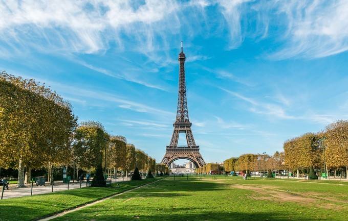 埃菲尔铁塔感人事件 (埃菲尔铁塔的故事动画)