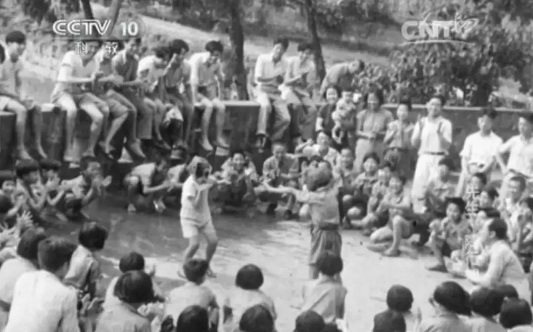 【晚安】万世师表，如果有，他是何等模样？