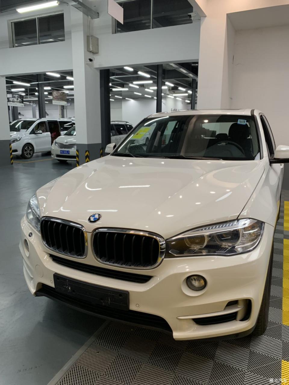 宝马x5是全时四驱还是适时四驱,新款宝马x5平行进口最低多少钱