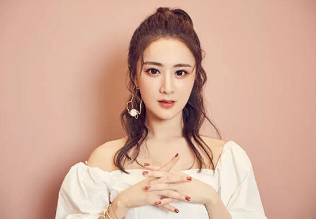 薇娅合作眼镜,薇娅隐形眼镜