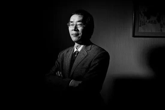 一生要走多少路才是终点,成功的人往往都不成功易中天