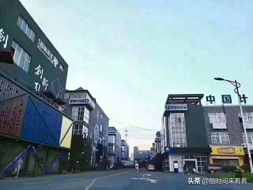 2023年商铺租赁行业的困境,商铺陷入卖不动