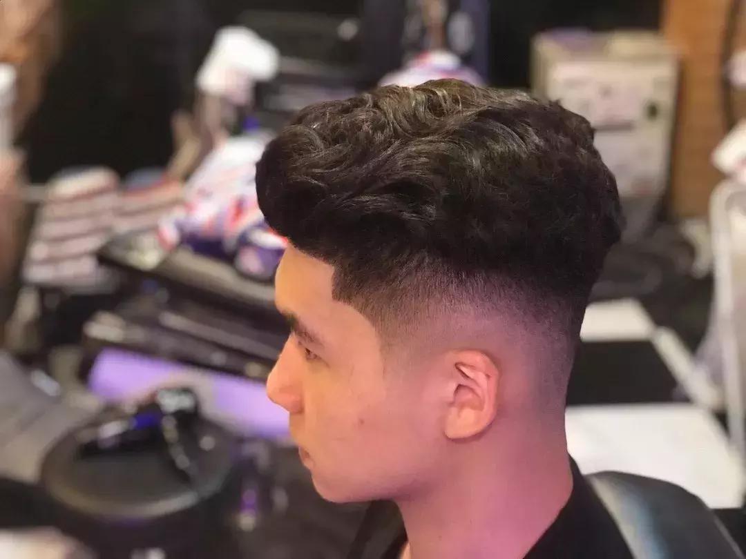 绅士复古油头馆杭州,杭州素人改造去哪里比较好