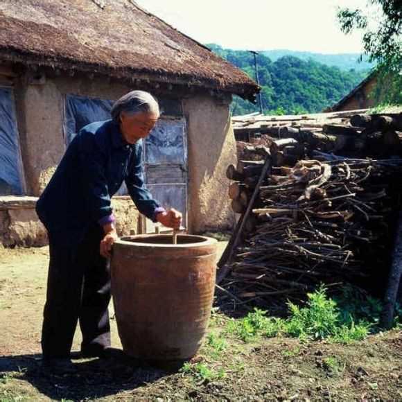 70后80后的你们还记得这首歌吗,80年代的童年去姥姥家