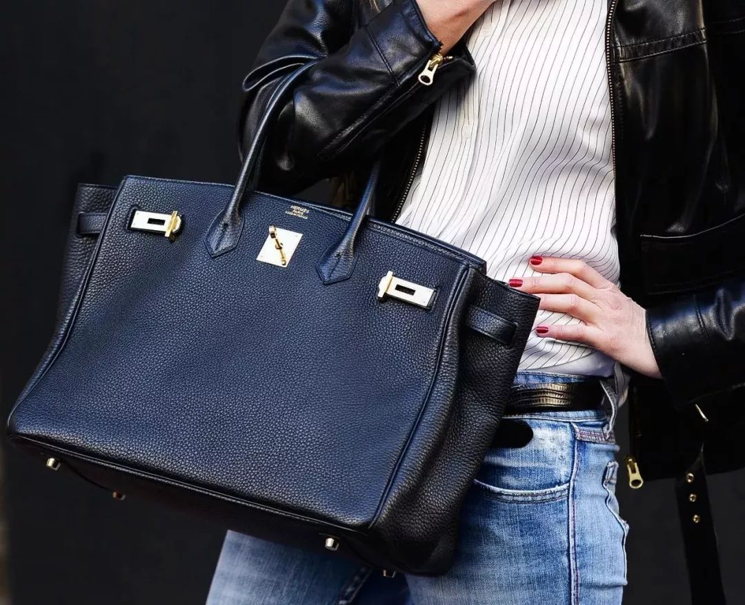 2019年，我花了30万买了19个包包