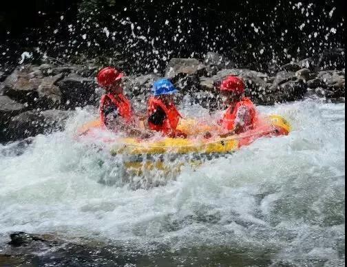 勇敢者的天堂—雷峰漂流，游张思古村一个可以托梦的故乡