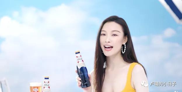 被秦海璐穿过的那些牌子,简直就是中年姐姐穿搭的模版