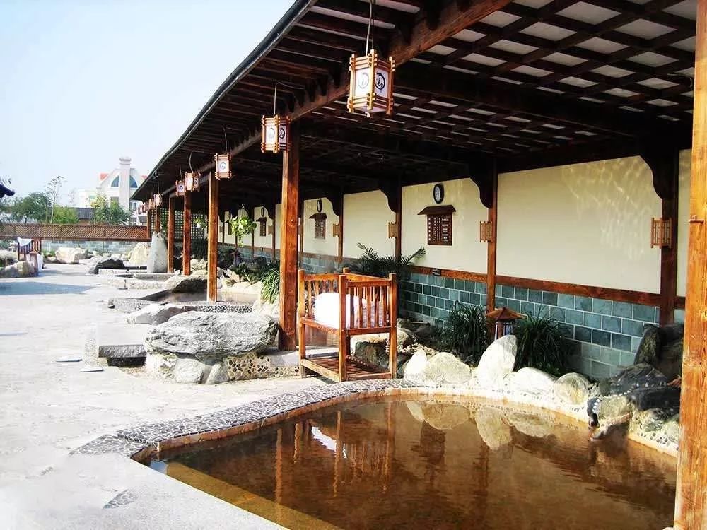 西北泡温泉地方推荐天然温泉,华山御温泉与蓝田汤峪温泉