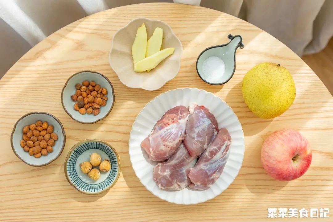 这一碗又润又美，电饭煲一键搞定！比敷面膜还管用