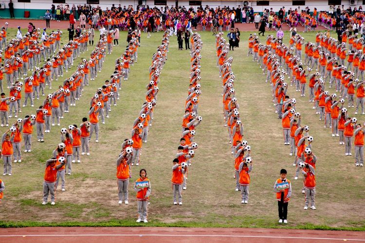 名校就是不一样，许昌市建设路小学2019年春季运动会开幕式美爆了