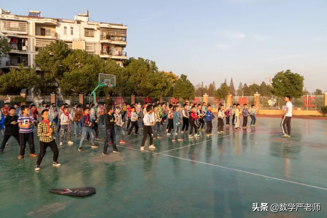 教了23年书容颜未改,黄陂这位老师真会“保养”