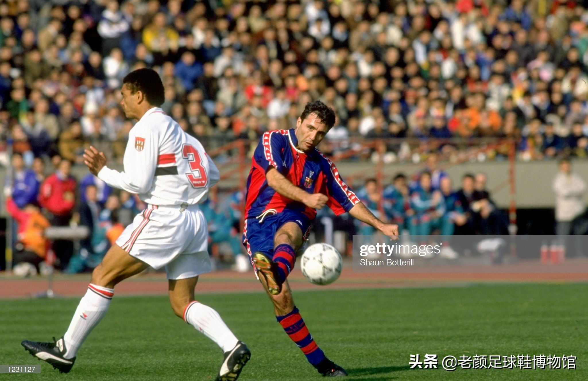 被终身禁赛的共产主义球王，最痛恨皇马的巴萨巨星曾经当过炊事员