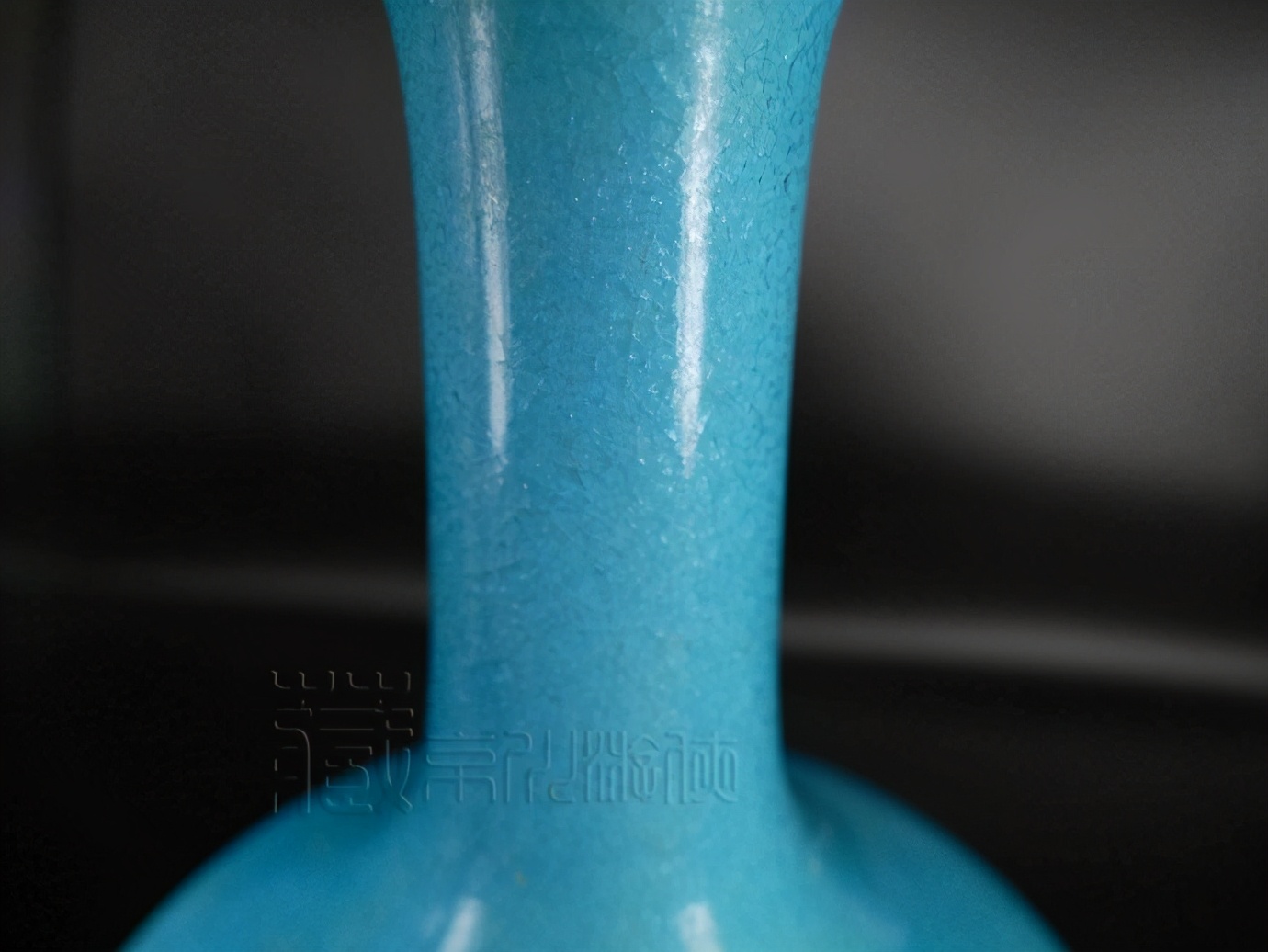 明弘治黄釉龙凤纹抱月瓶真品图片,明朝嘉靖年间黄釉青花瓶图片