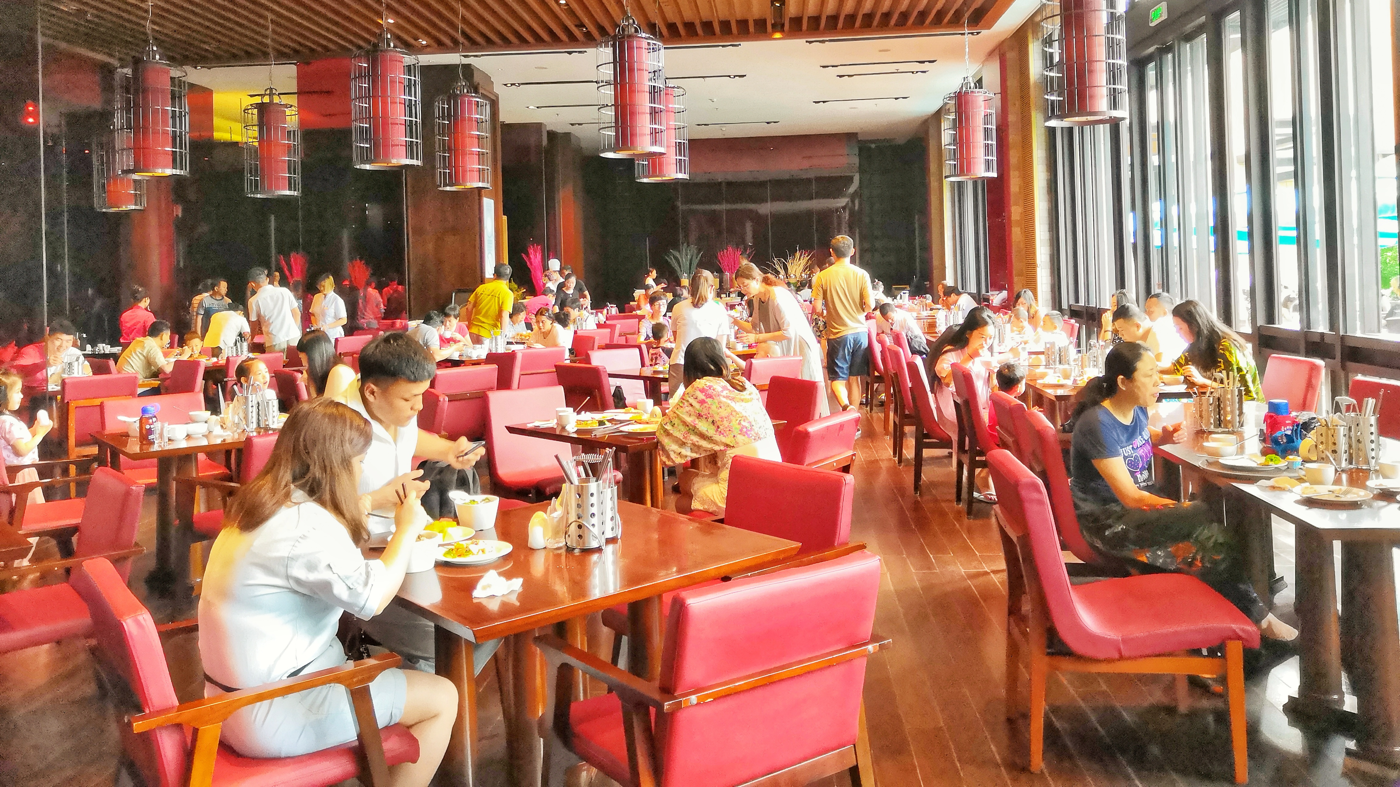 三亚如何找性价比高的住宿,三亚的高端酒店怎么选