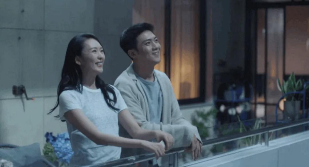 顾佳钟晓芹王曼妮最后分开了吗,顾佳钟晓芹王曼妮三人合照