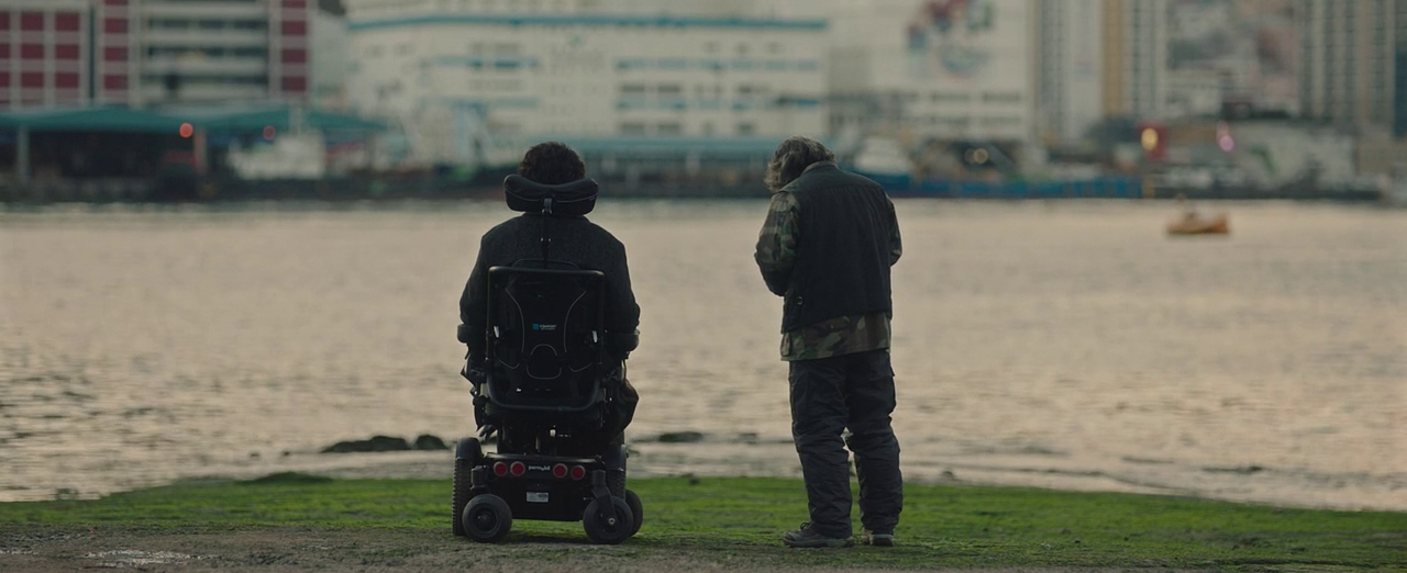 韩国翻拍英雄本色,韩国电影致敬张国荣