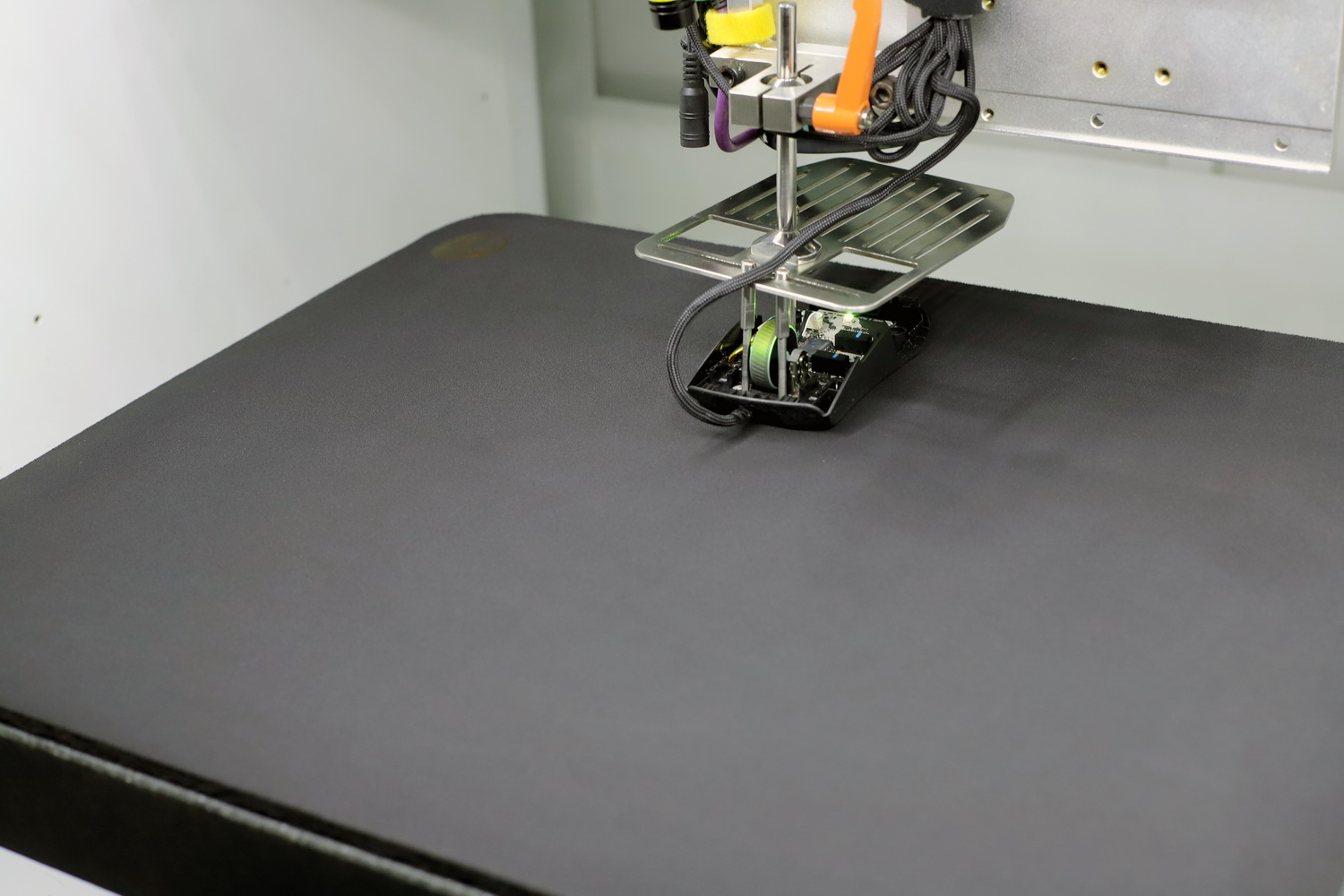 rog月刃搭配什么鼠标垫,多少尺寸的rog鼠标垫最适合打游戏