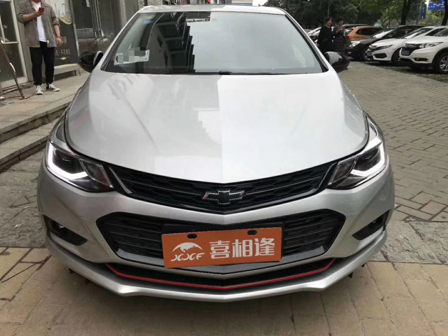 黑户白户零首付分期购车 (黑户可以0首付分期买车吗)