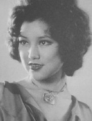 一代*星艳**遭封杀、被出轨，还毁容，69岁却重新光芒万众