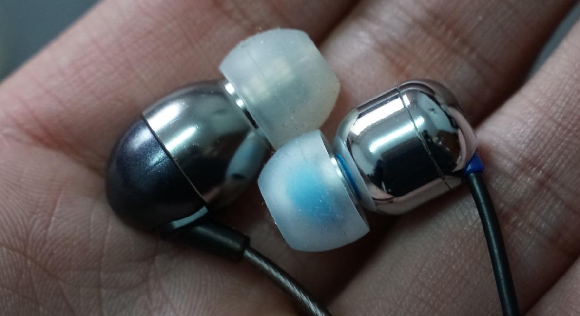 这碧太猛日本最火的高解析黄铜耳机4.4平衡版全国首测干货对比