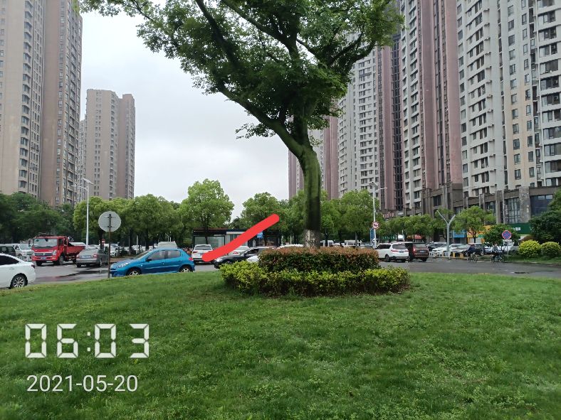 和城管斗智斗勇的一天,跟城管斗智斗勇的一天