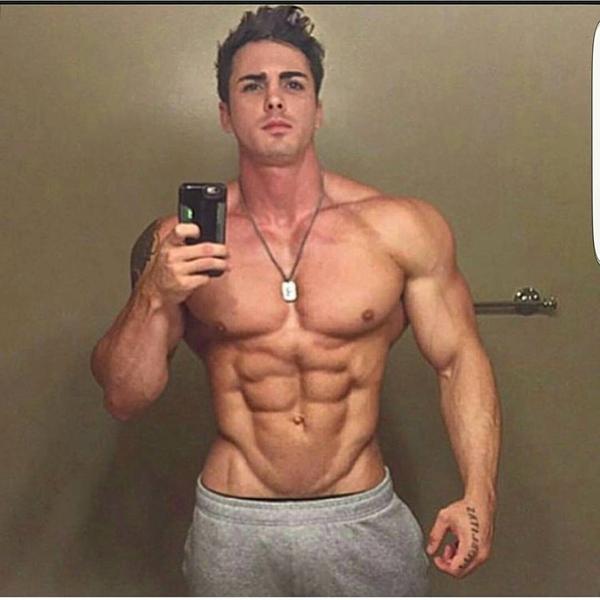 为什么练完唯独三角肌第二天不酸,三角肌为什么不好