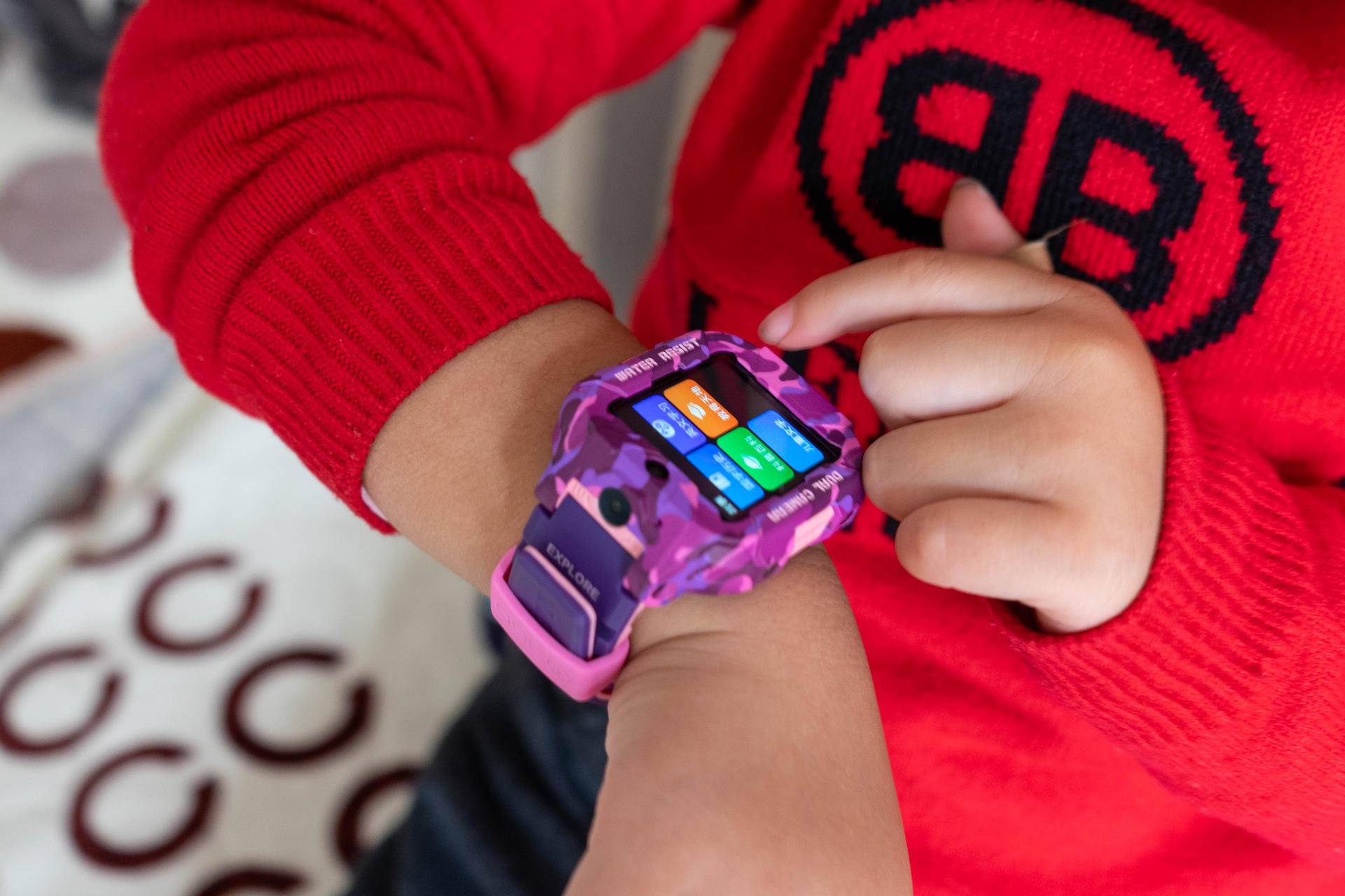 360s2和小天才z6选谁更好,小天才z6360s2