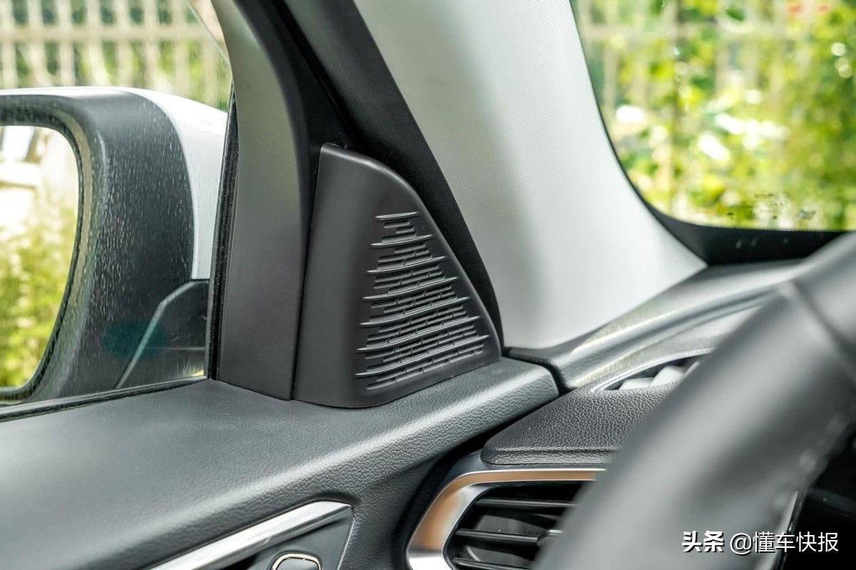 长安福特福睿斯2021钻石版,新款手动福特福睿斯汽车评测