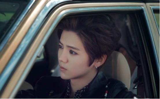 鹿晗工作室已注册足球第一课商标,鹿晗方注册公益商标