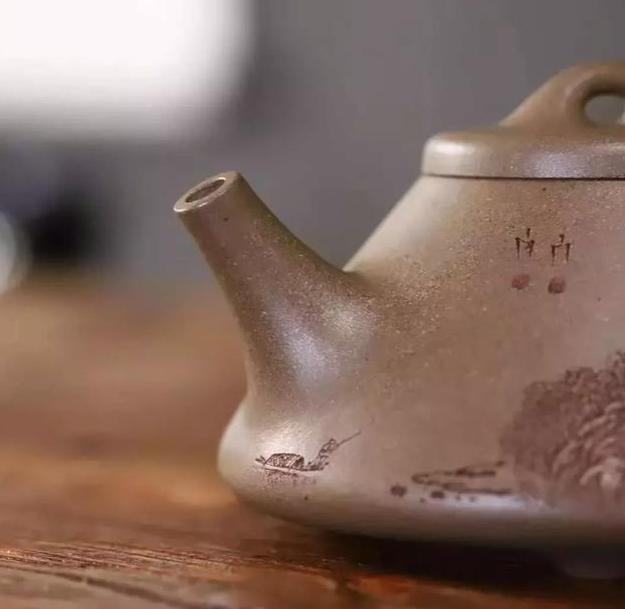 木瓜紫砂壶的魅力,男人拥有四把紫砂壶