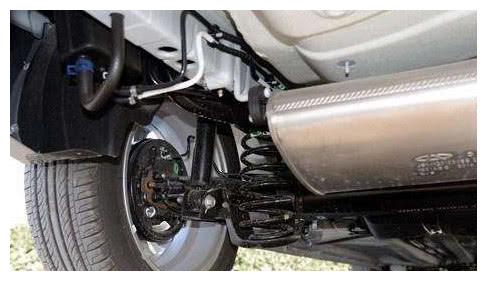 汽车到保养时间了多开有什么影响,新车1w公里保养能多开吗