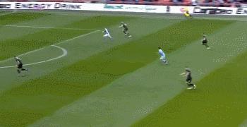 复盘曼城对皇马,曼城5:1狼斯特林错失机会