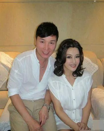 情史丰富的六位女星,情史丰富的8位女星