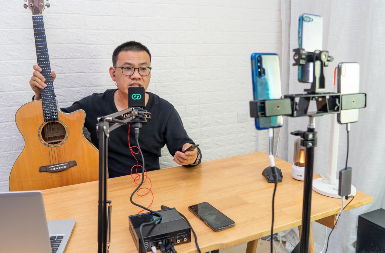 怎么从零开始做主播赚钱呢,新人主播如何突破月入十万