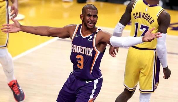 詹姆斯今日高光瞬间,詹姆斯高光时刻回顾