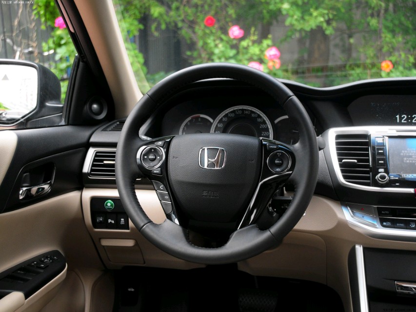 铁哥说车在线直播,铁哥说车劳斯莱斯