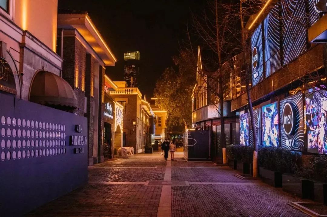 蹦迪攻略南京,第一次去蹦迪怎么装作去过