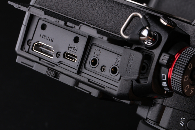 松下全画幅s1r,松下全幅无反s1r拆解