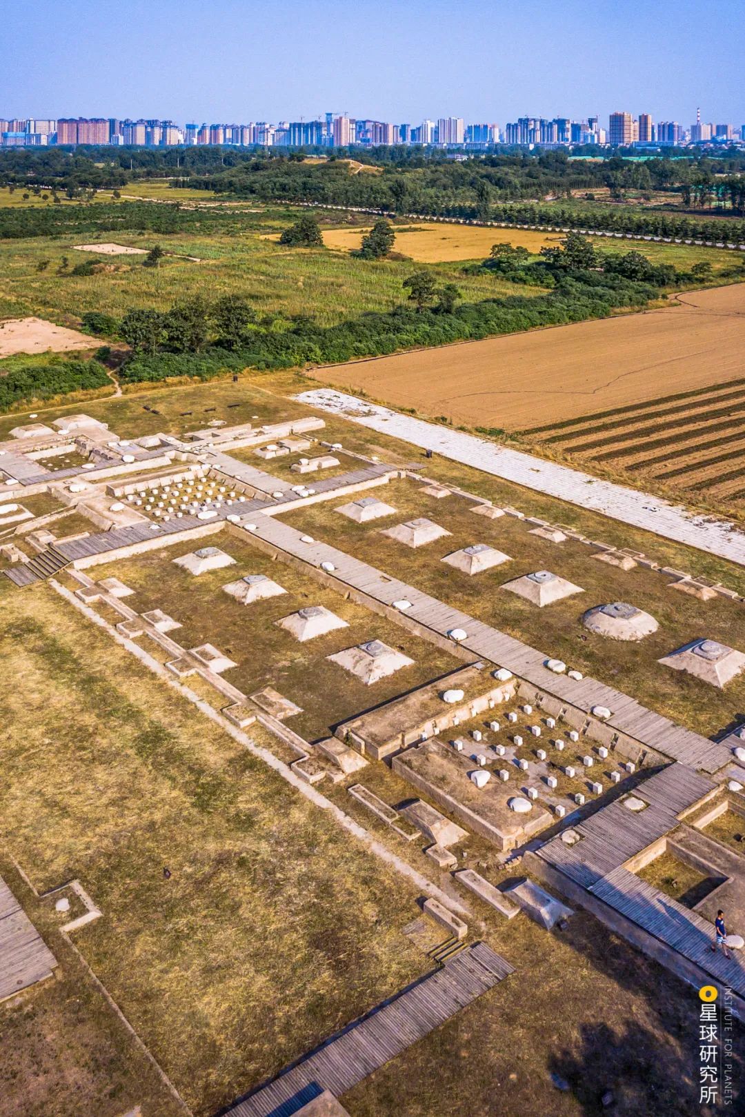 长安长安郑钧,长安长安歌曲郑钧