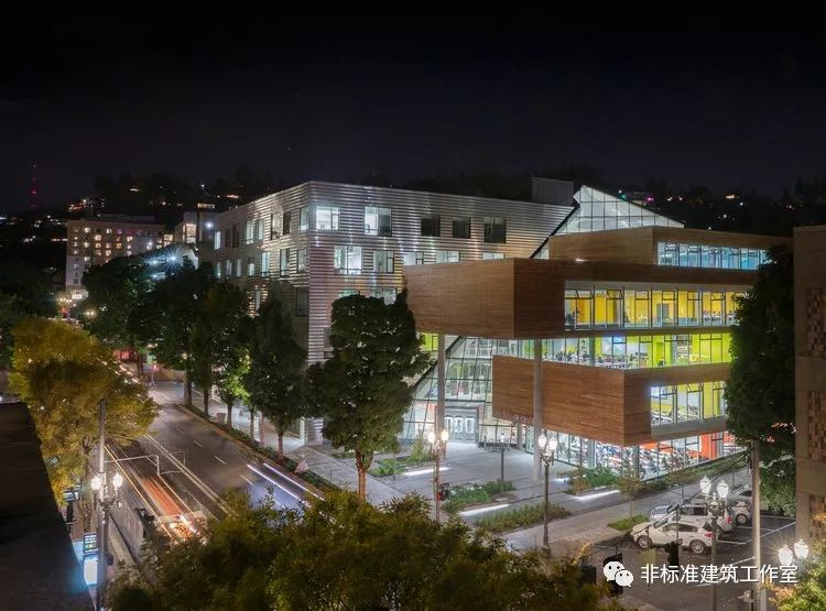 你以为我们做的是建筑吗？其实是欲望