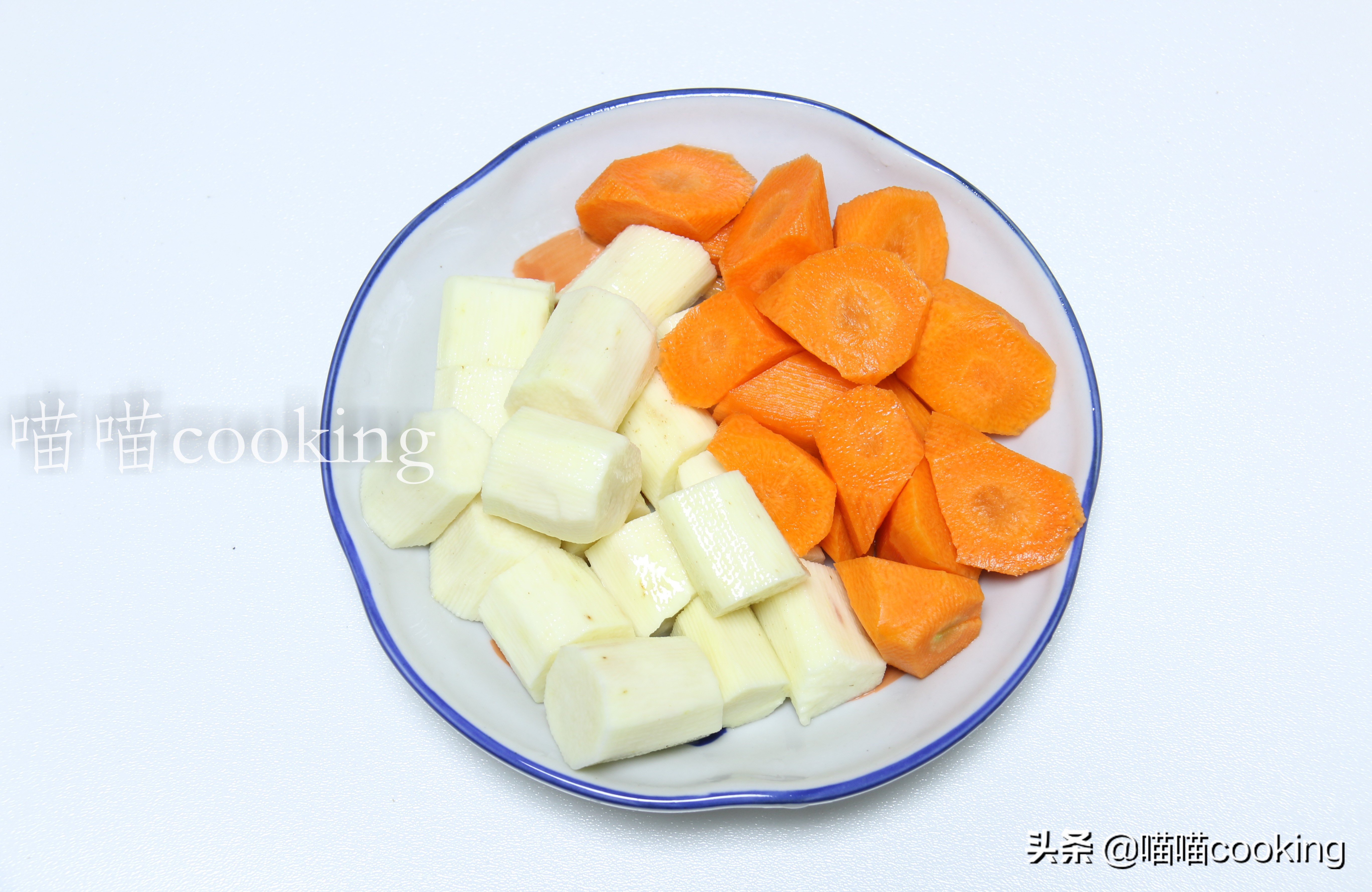 夏天煲什么汤能清热健脾祛湿,简单易学夏季营养解暑汤