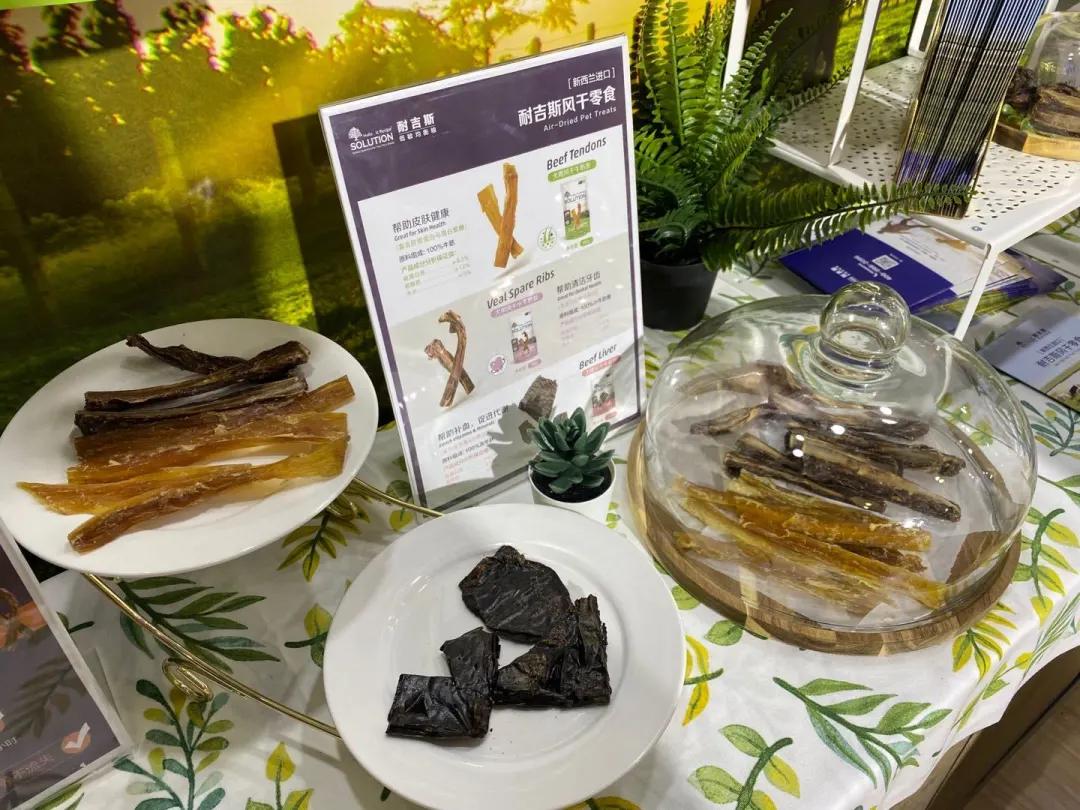 耐吉斯今年亚宠展上做了啥？挤都挤不进