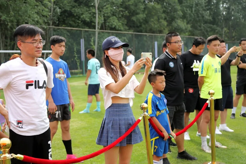 「云」颠球大赛总决赛上演快乐足球不止于此