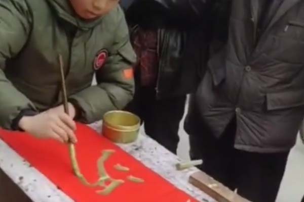 启功弟子悬腕对联,当代名家书写对联