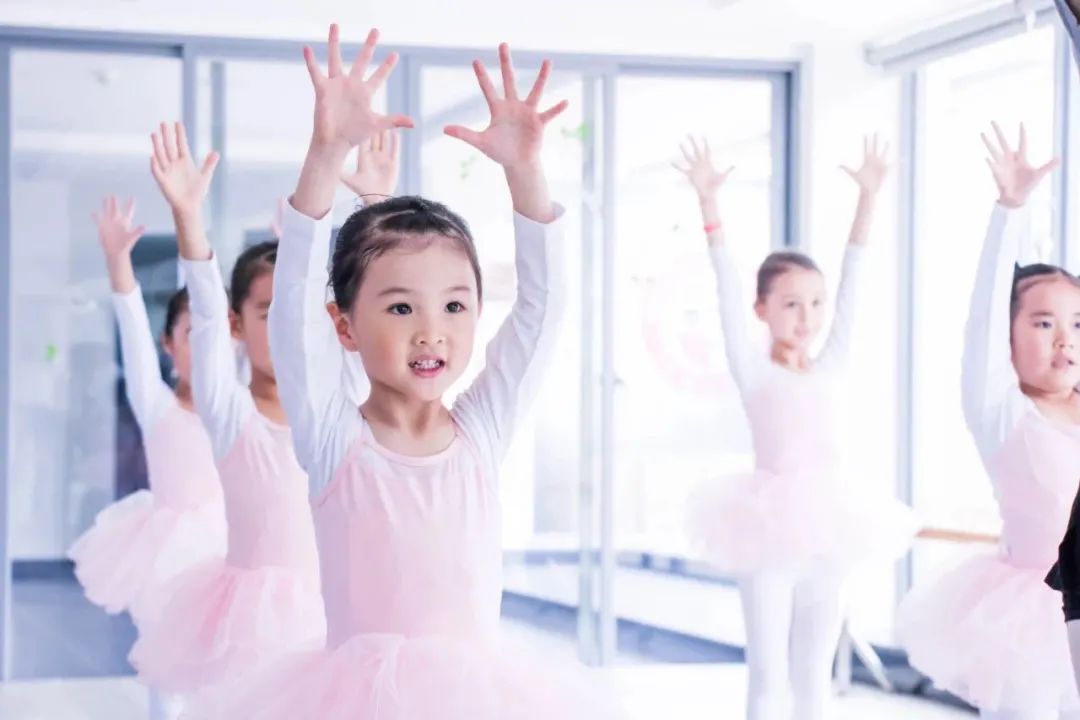 在厦门500万买岛内还是岛外学区房,在厦门一定要买学区房吗