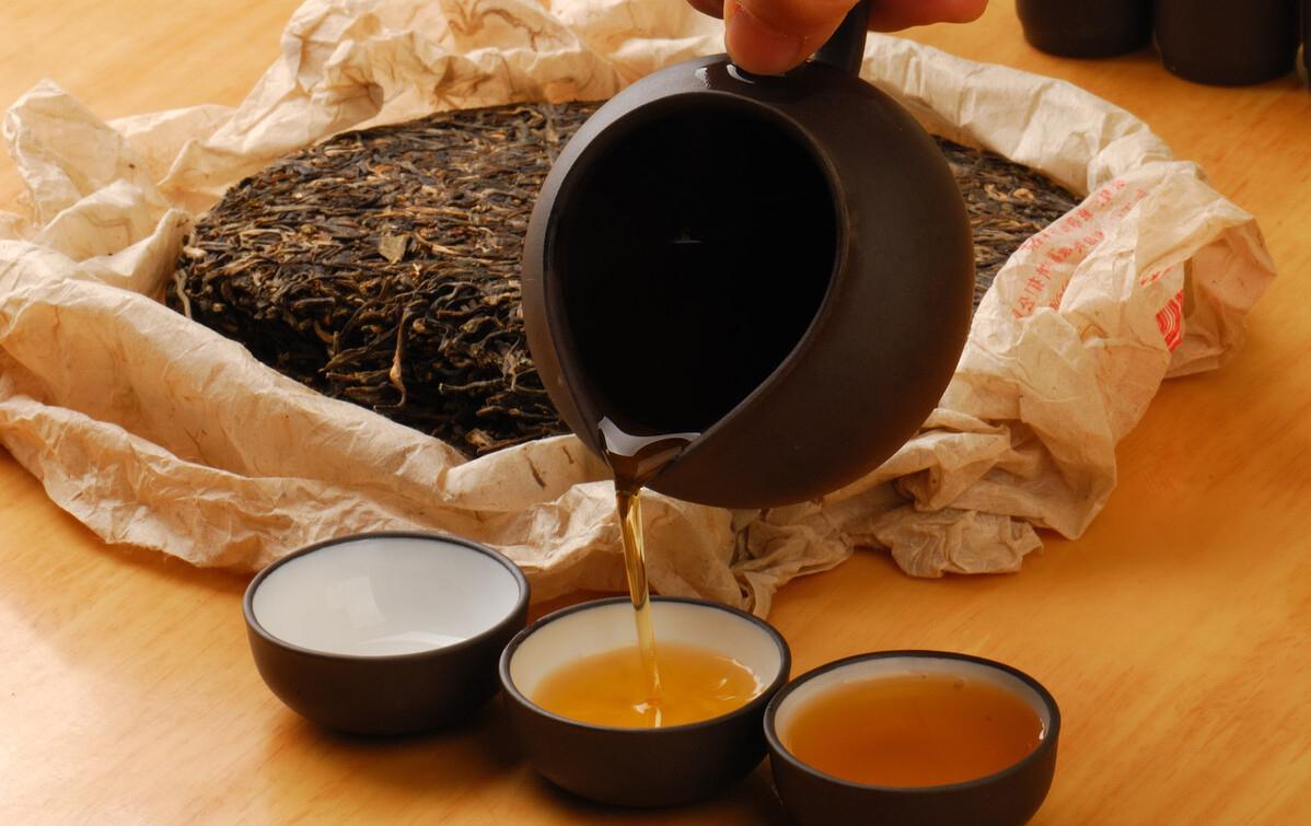 冬天用哪一种保温杯泡茶最好,冬天保温杯泡什么养生