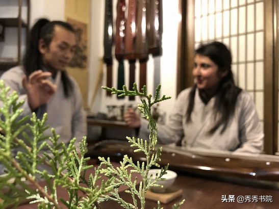 中巴友谊之花香满书院